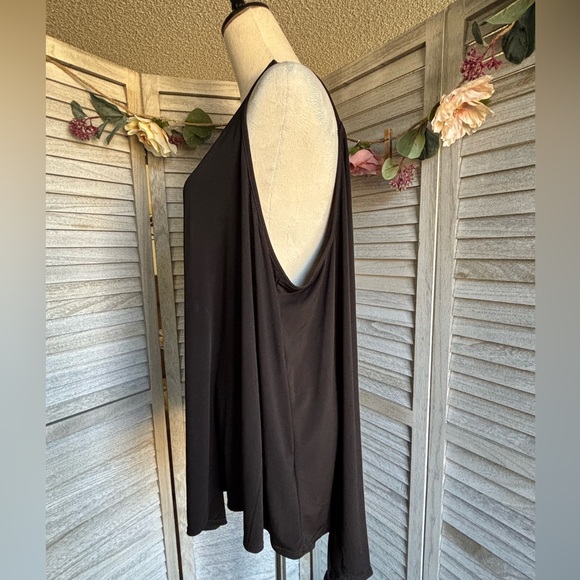 FIRST LOVE Women’s SZ 3X Black V-Neck Sleeveless Blouse, VHemline, Gathered Back - Picture 9 of 16
